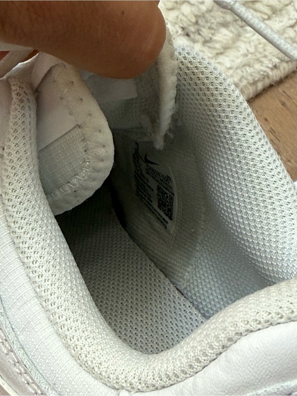 Nike AF1 White Leather Low-Top Sneakers with Swoosh Size 9 Women’s - Picture 7 of 8
